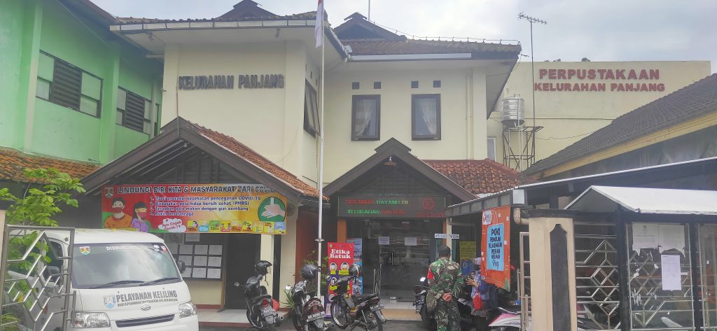 Foto Gedung Kelurahan Panjang